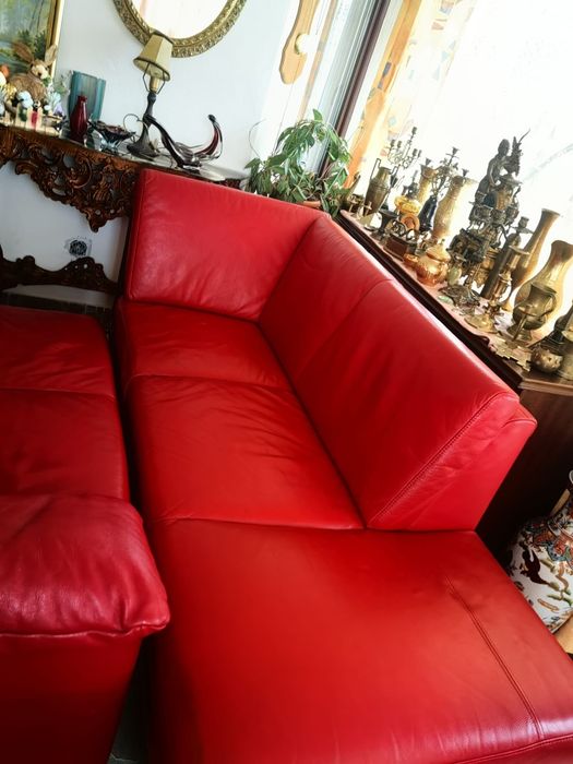 Coltar rosu din piele naturala