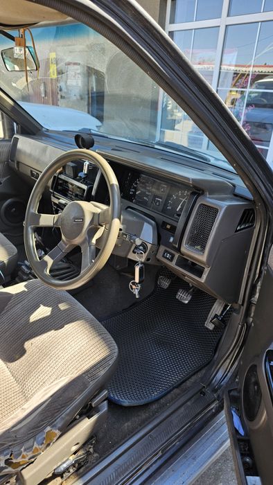 Продам Nissan terrano 1