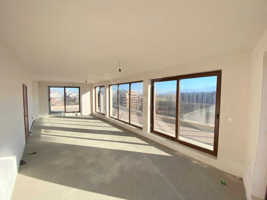 Продава се Многостаен апартамент в Пловдив, Христо Смирненски - 330 кв.м за 785 €/кв.м - Снимка #3