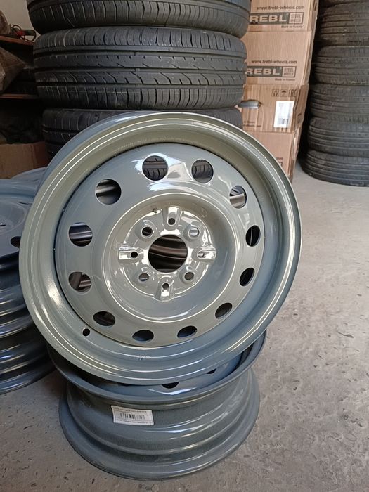 Новые стальные штампованные диски R15 на ВАЗ Лада