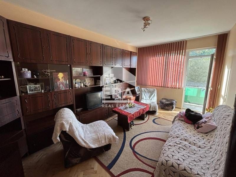 Продава се Етаж от къща в Хасково, Училищни - 260 кв.м за 326 €/кв.м - Снимка #3