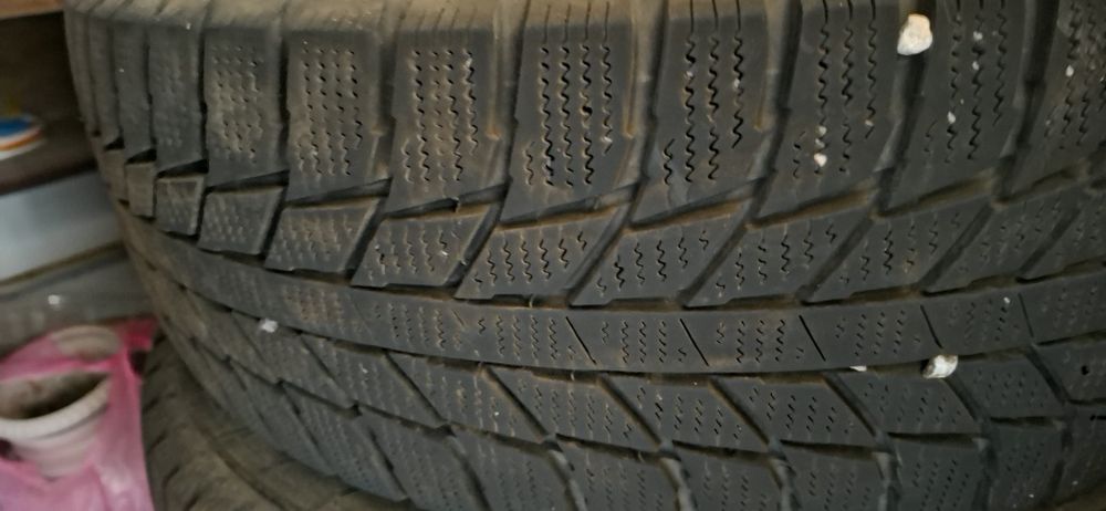 Зимние покрышки ...