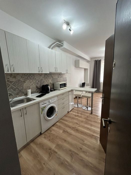 Inchiriez garsoniera in regim hotelier