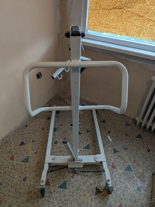 Лифтер за пациенти/възрастни хора