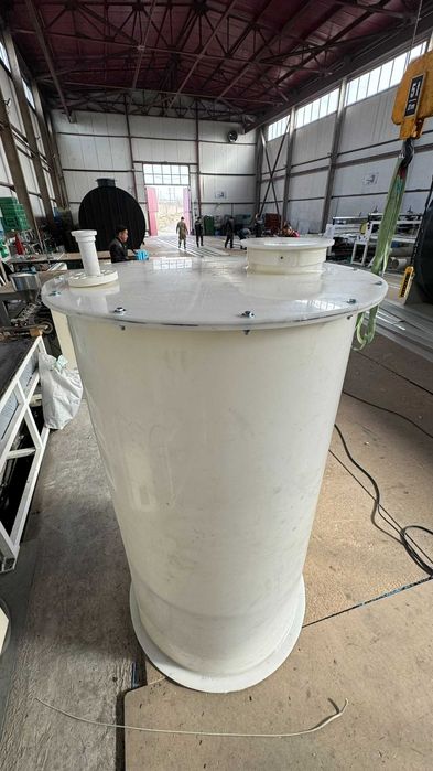 Емкости под химию (кислоту)