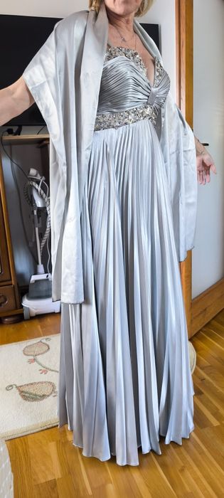 Rochie de seara spectaculoasă