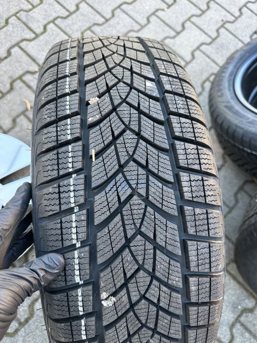 jante vw id 3 noi 0 km anvelope 215 55 18 95 t goodyear 0 km