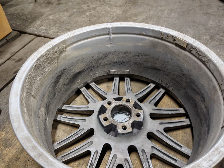 Диски R20 на Мерседес