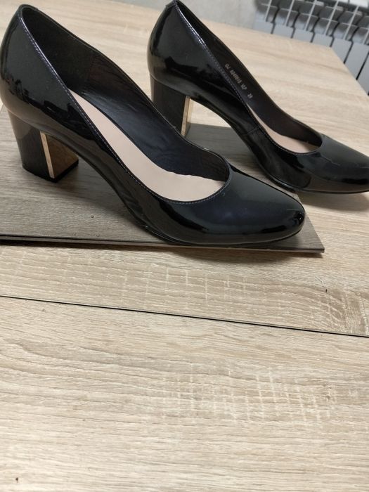 Туфли кожаные лакированные