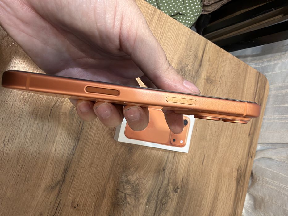 iPhone 17 pro, 256GB, orange