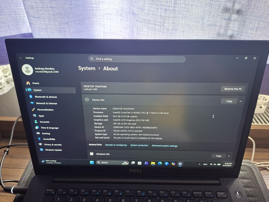 Vând laptop DELL