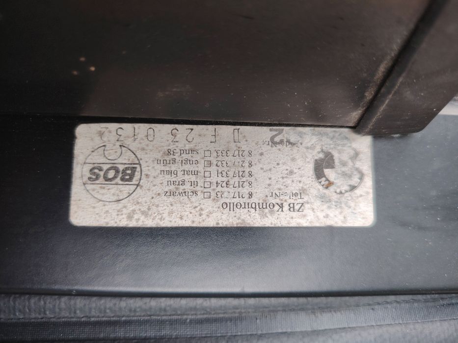 Щора за багажник от бмв е39 или е46