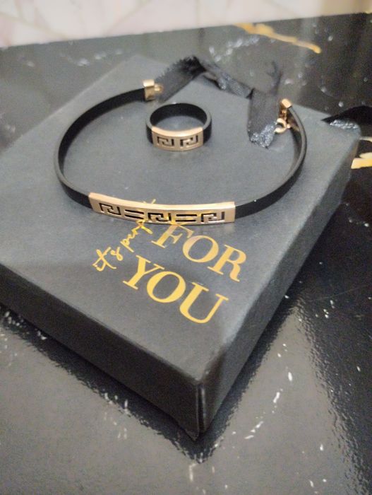 Продам набор каучук с золотом.