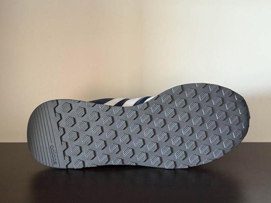 adidas Маратонки RUN 60S 2.0/ 42.5номер 27см Стелка  Нови с Кути