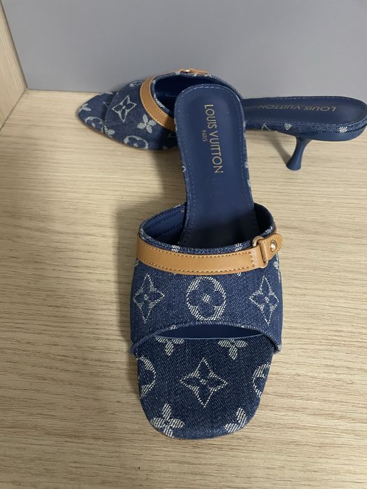 papuci cu toc din material textil