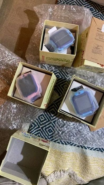 Водоустойчив детски смарт часовник с вградена камера