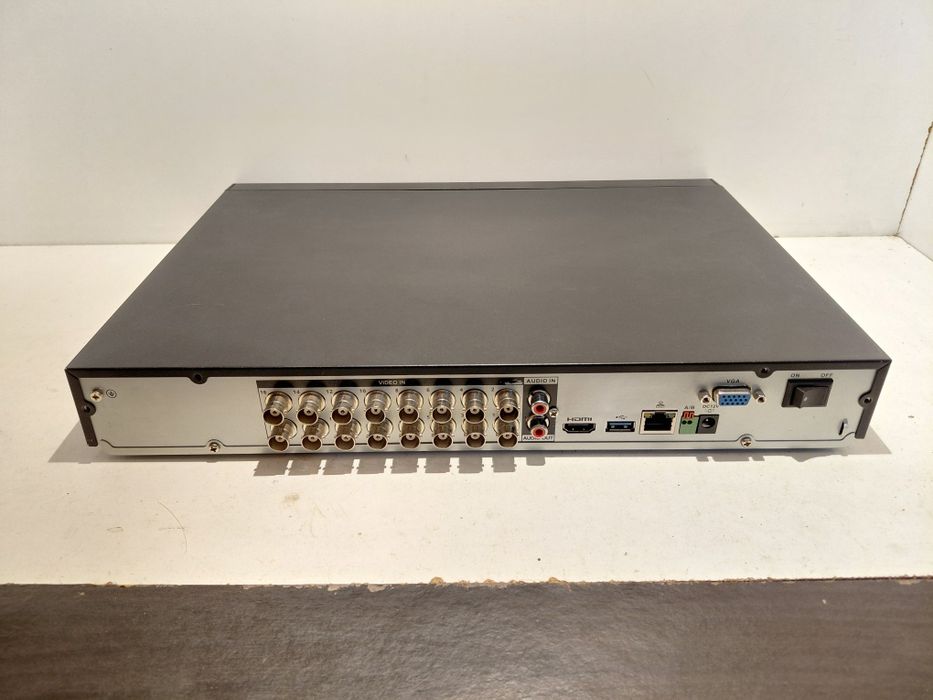 DVR / XVR 16 canale 4K + 8 canale IP max 8MP, Permite 2xHDD, Audio - Dahua XVR5216AN-4KL - VANDUT