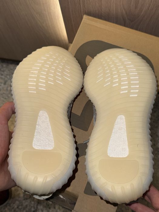 Yeezy 350v2 Blue Tint