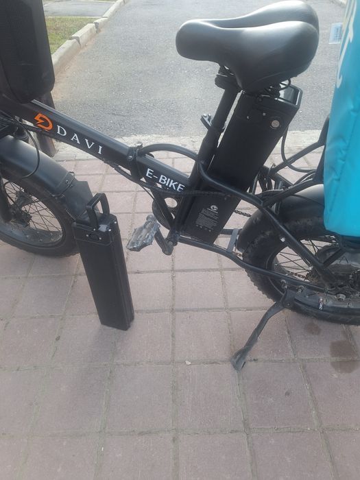 Продам электровелик DAVI  E-BIKF 2 батареи