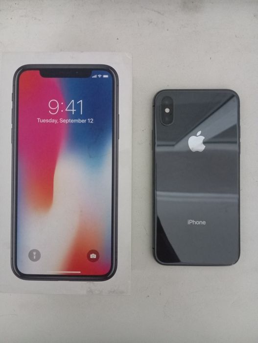 iPhone X 64GB | Состояние отличное (Коробка + Новый чехол)