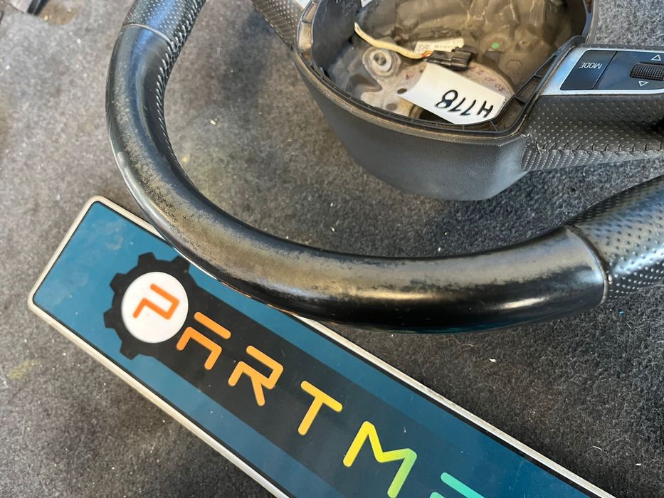 Оригинален волан Ауди AUDI A4 A5 8T0419091А ном 118