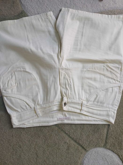 Pantaloni scurti, mar. L