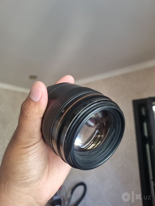 85 mm 1.8 Canon Lens