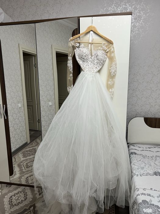 Шикарное свадебное платье