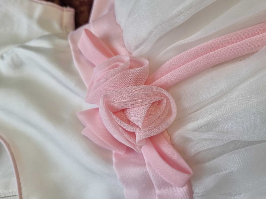 Продам детские платья