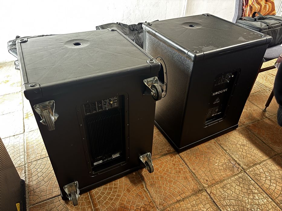 Subwoofer Behringer activ 2 buc!!!