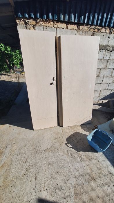 Двери б/у шесть штук