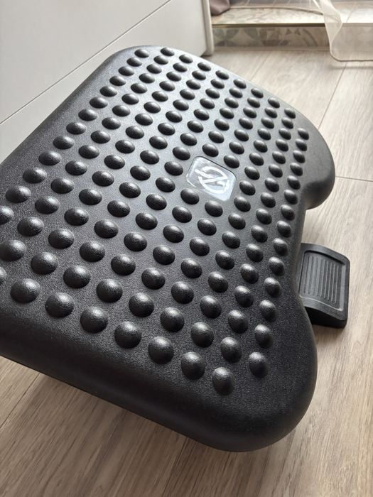 Поставка за крака FOOTREST ADVANCED