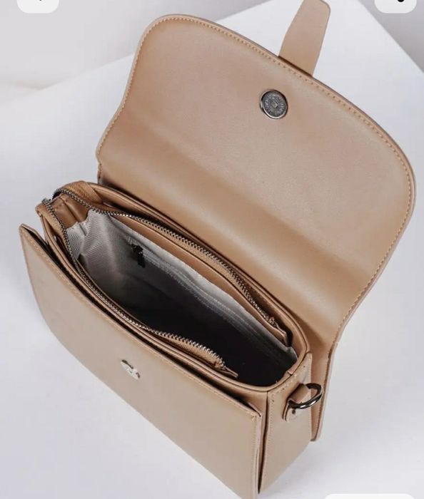 Продам  женскую сумку