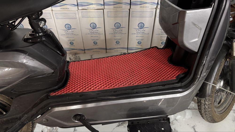 Электроный скутер ск8