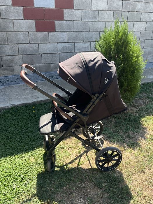 Продам прогудочную коляску