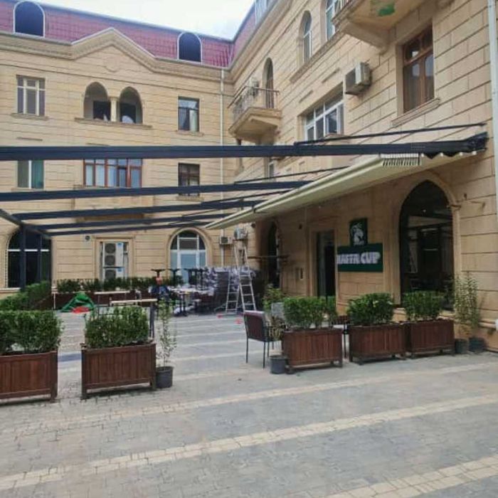 Pergola. Tentli Pergola. Kofe restoran va uylar uchun.