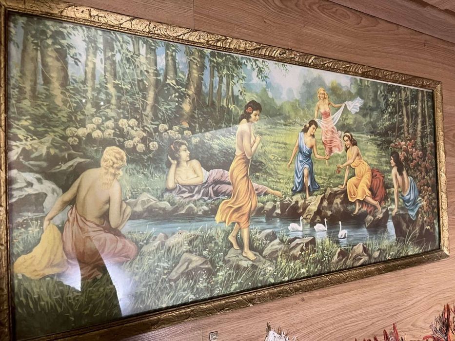 Картини в Дървена Рамка