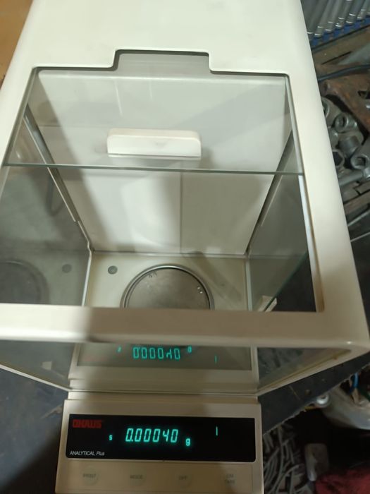 Весы лабораторные OHAUS AP250D
