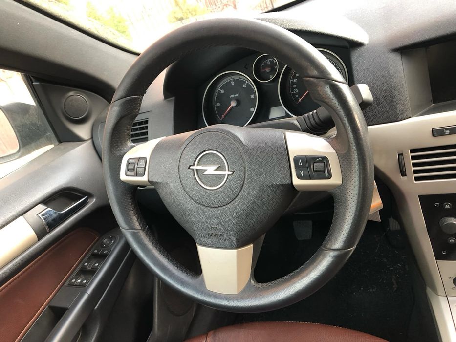 Piese opel astra h twintop 1.9 150 cp