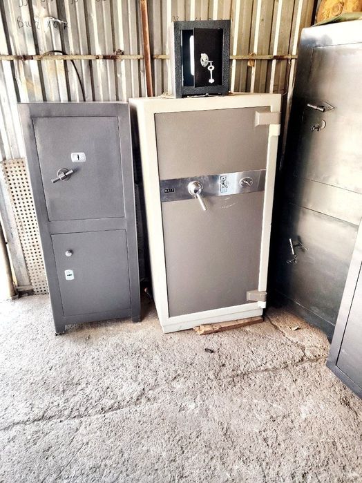 Сейф для дома и офиса, надёжный и крепкий