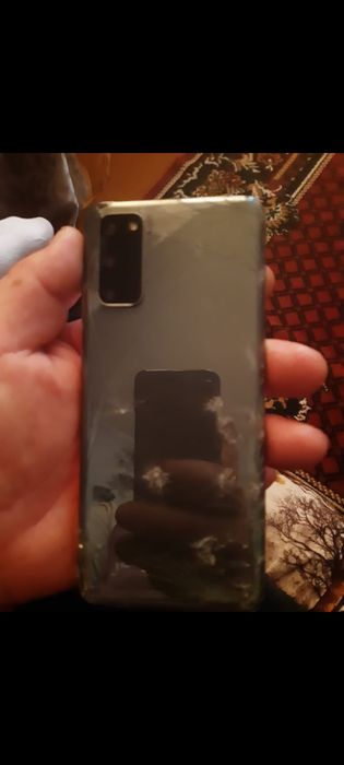 Продам с20 экран не работает
