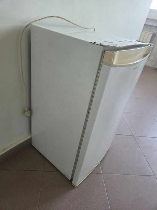 Хладил с фризер Exqusit refrigerator KS2150