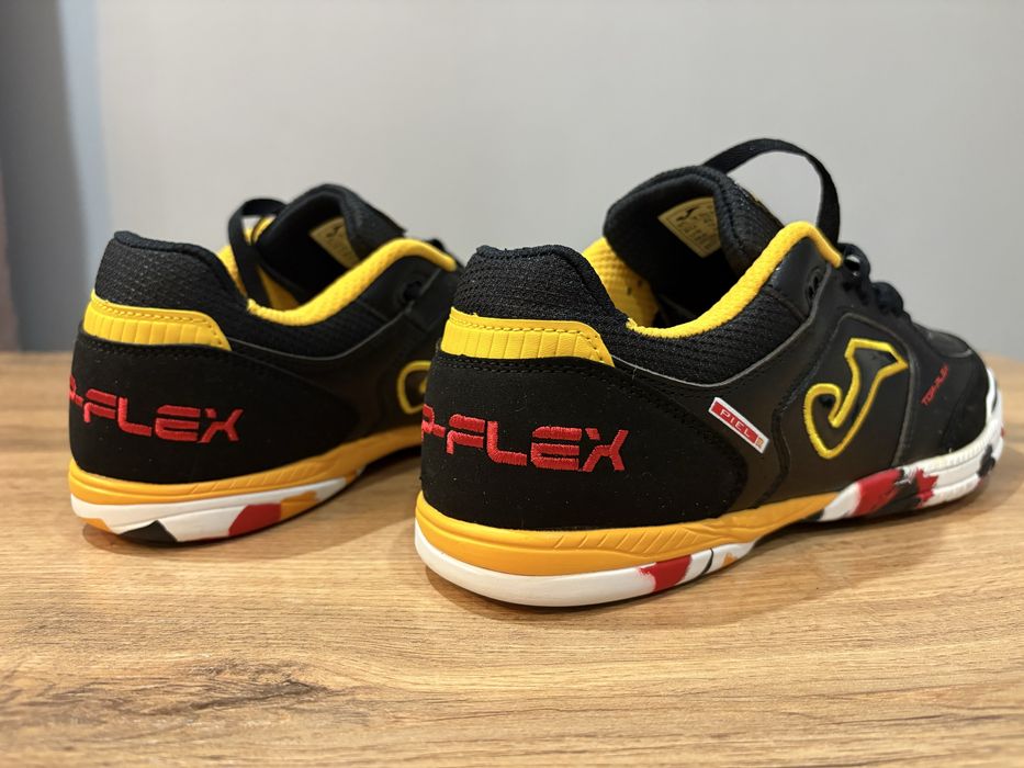 Продам футзальники Joma Top Flex