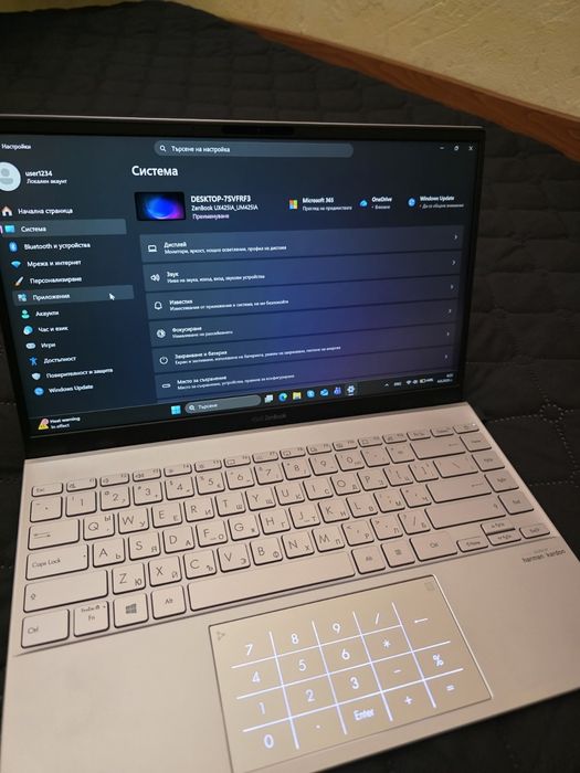 Asus  zenbook като нов