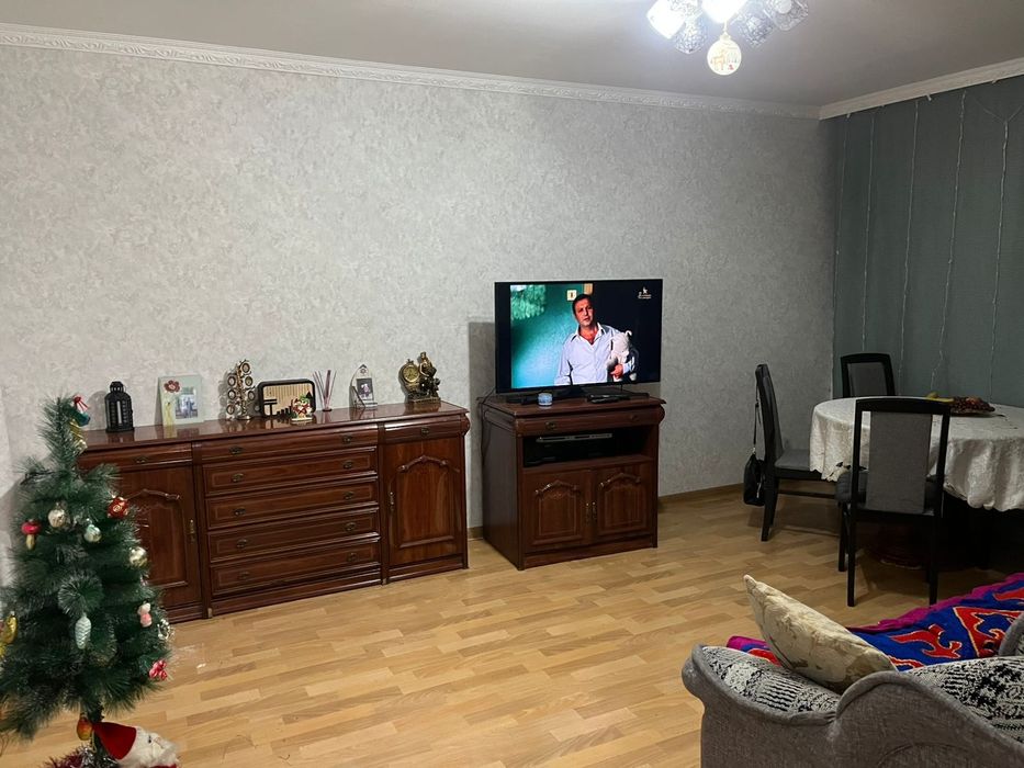 Продам двухкомнатную квартирутиру