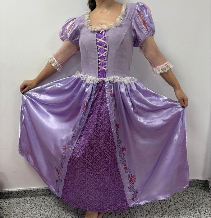 Rochii Rapunzel & Cenușăreasa