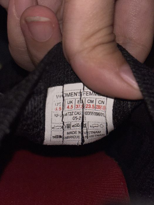 кроссовки женские THE NORTH FACE