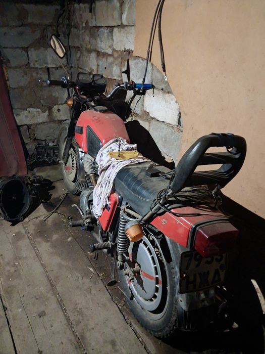 Продам иж планета и скутер