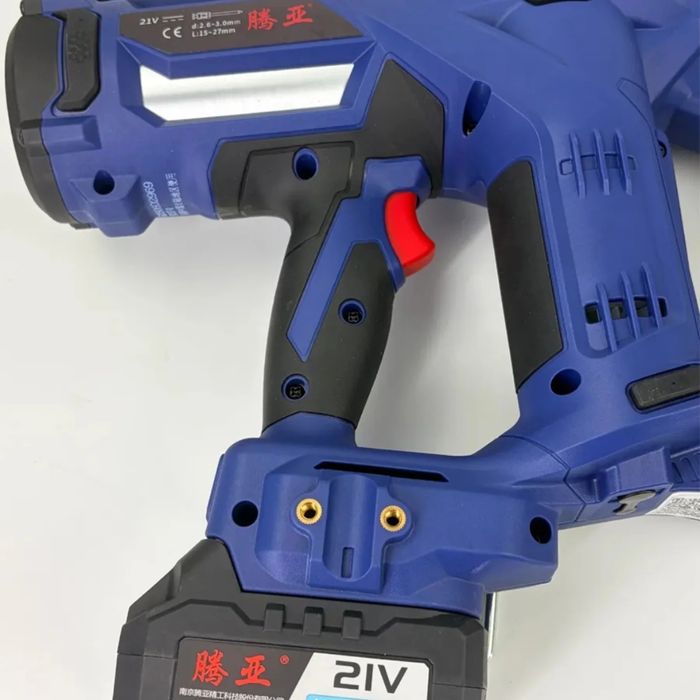 Аккумуляторный монтажный пистолет Toua