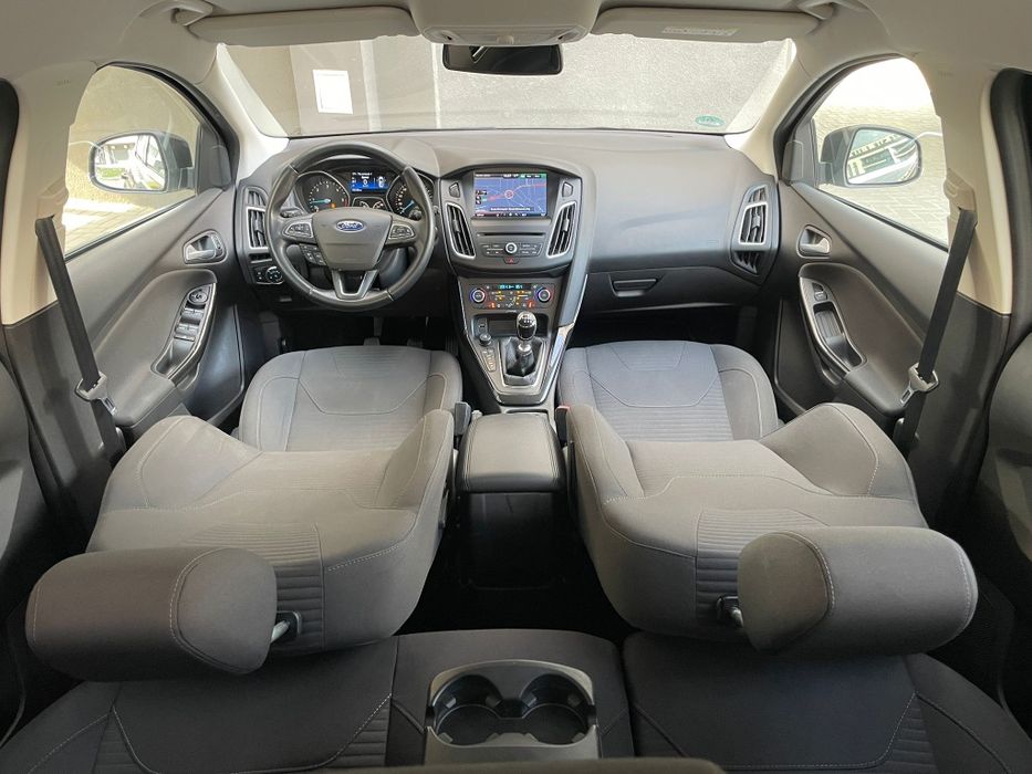 Ford Focus Titanium Pilot Automat  Navi Park-Pilot Bliss Lane DubluCli